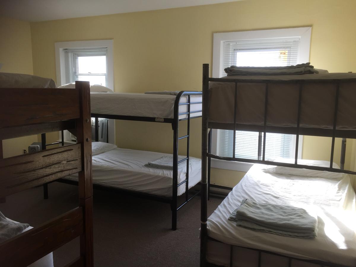 Hostal International Student Center *
