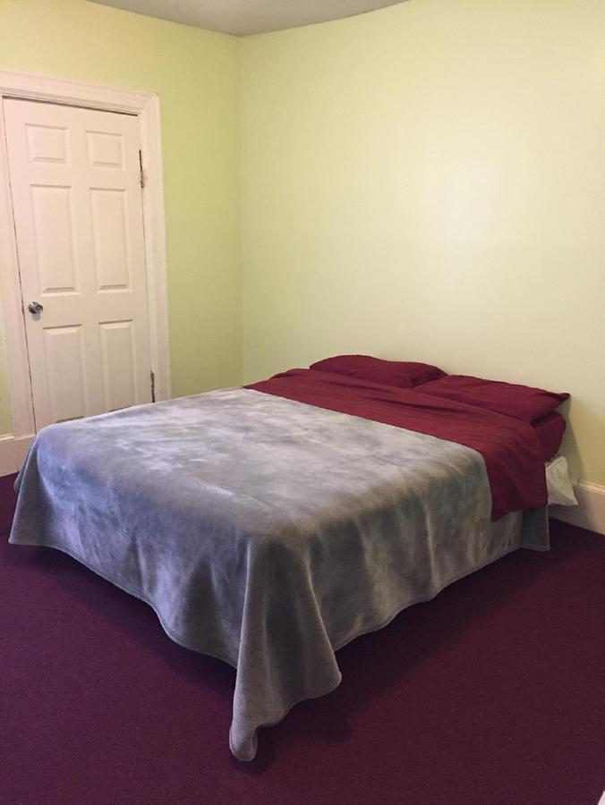 Hostal International Student Center *